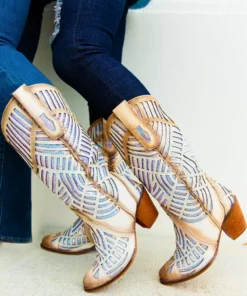 Alig Tannery Retro Cowgirl — Wide Western Boots In White Sequined Leather