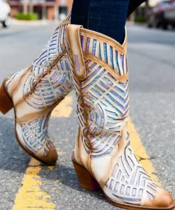 Alig Tannery Retro Cowgirl — Wide Western Boots In White Sequined Leather
