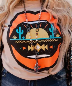 Rowdy Crowd Clothing Desert Lips Tee