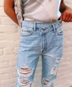 Cello Jeans High Rise Re-Position Mom Jeans Clothing