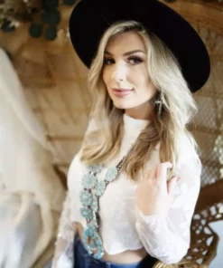 D & J Industries Made For You Top - White