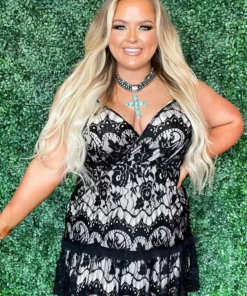 D & J Industies Co., LTD. PREORDER Flirty Little Thing Dress - Black Lace Pre-Orders